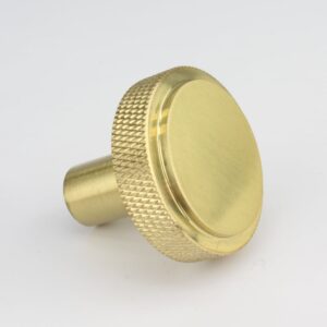 Pomo Kelvin - latón